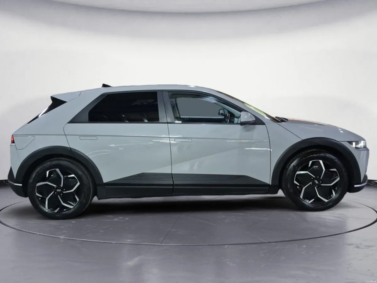 Hyundai IONIQ 5 *** Deposit Taken ***    EXECUTIVE - Image 4