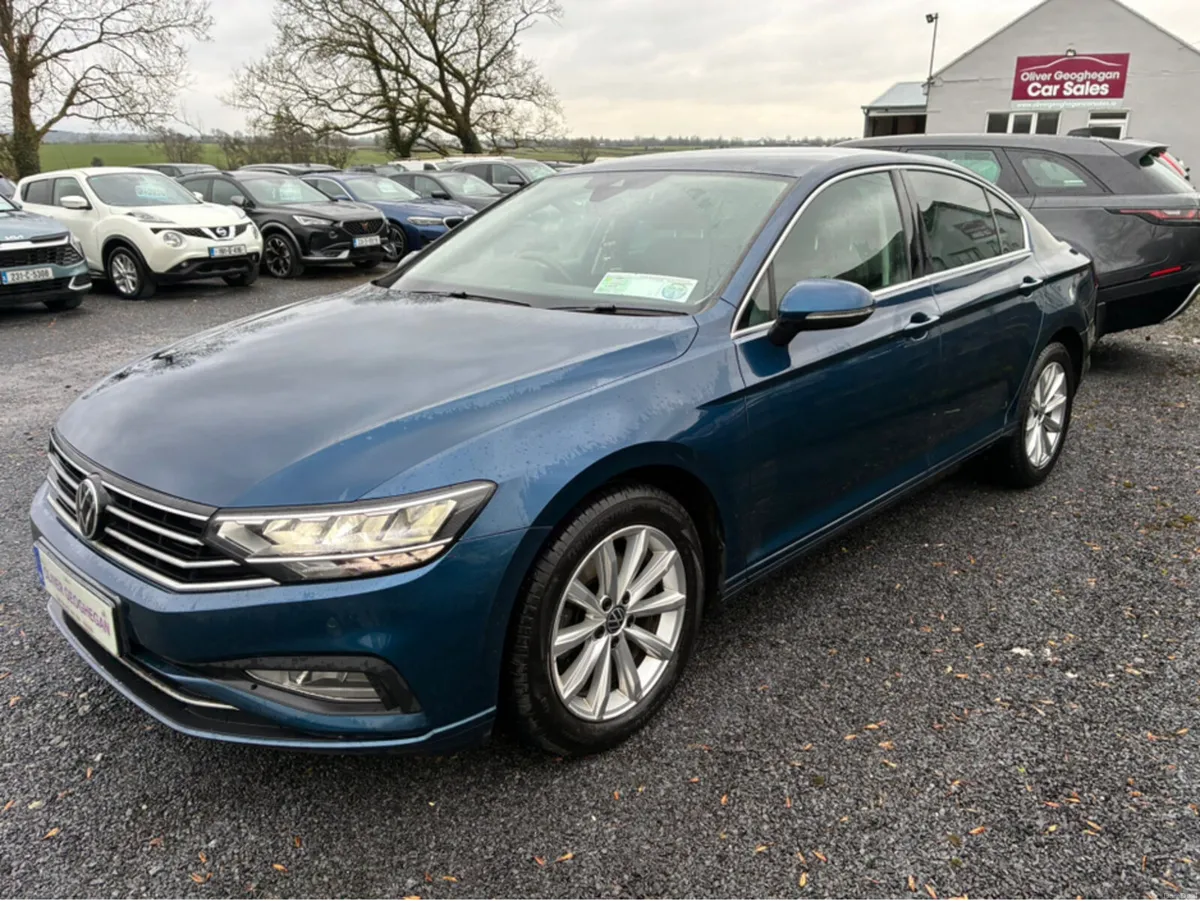 Volkswagen Passat BUSINESS 2.0 TDI AUTO (CAMERA) - Image 4