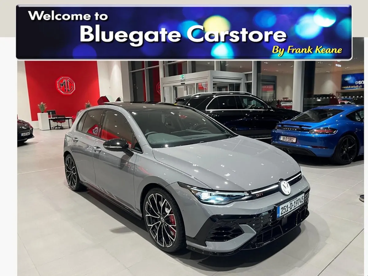 Volkswagen Golf GTI CLUBSPORT2.0 TSI 300HP DSG**UP