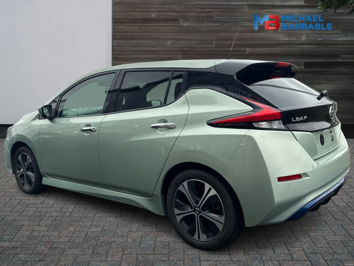 Nissan Leaf 40K EV SV PREMIUM 40KW '19 4DR AUTO - Image 4