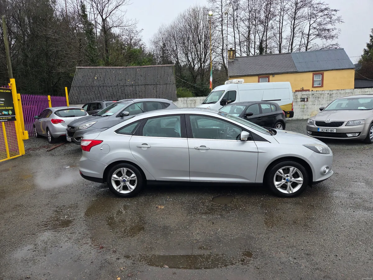 Like New Low MLS Ford Focus - Image 3