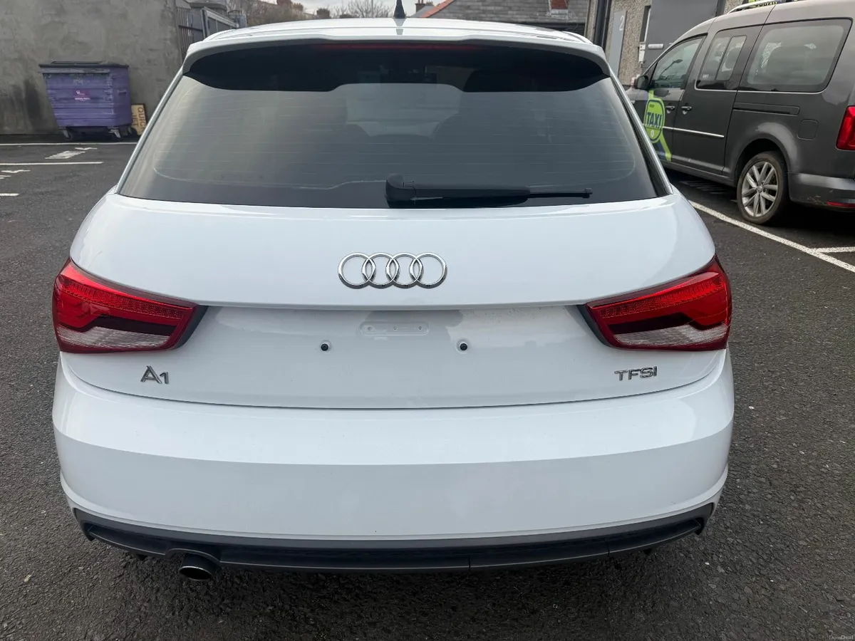 AUDI A1 (S) LINE - Image 3