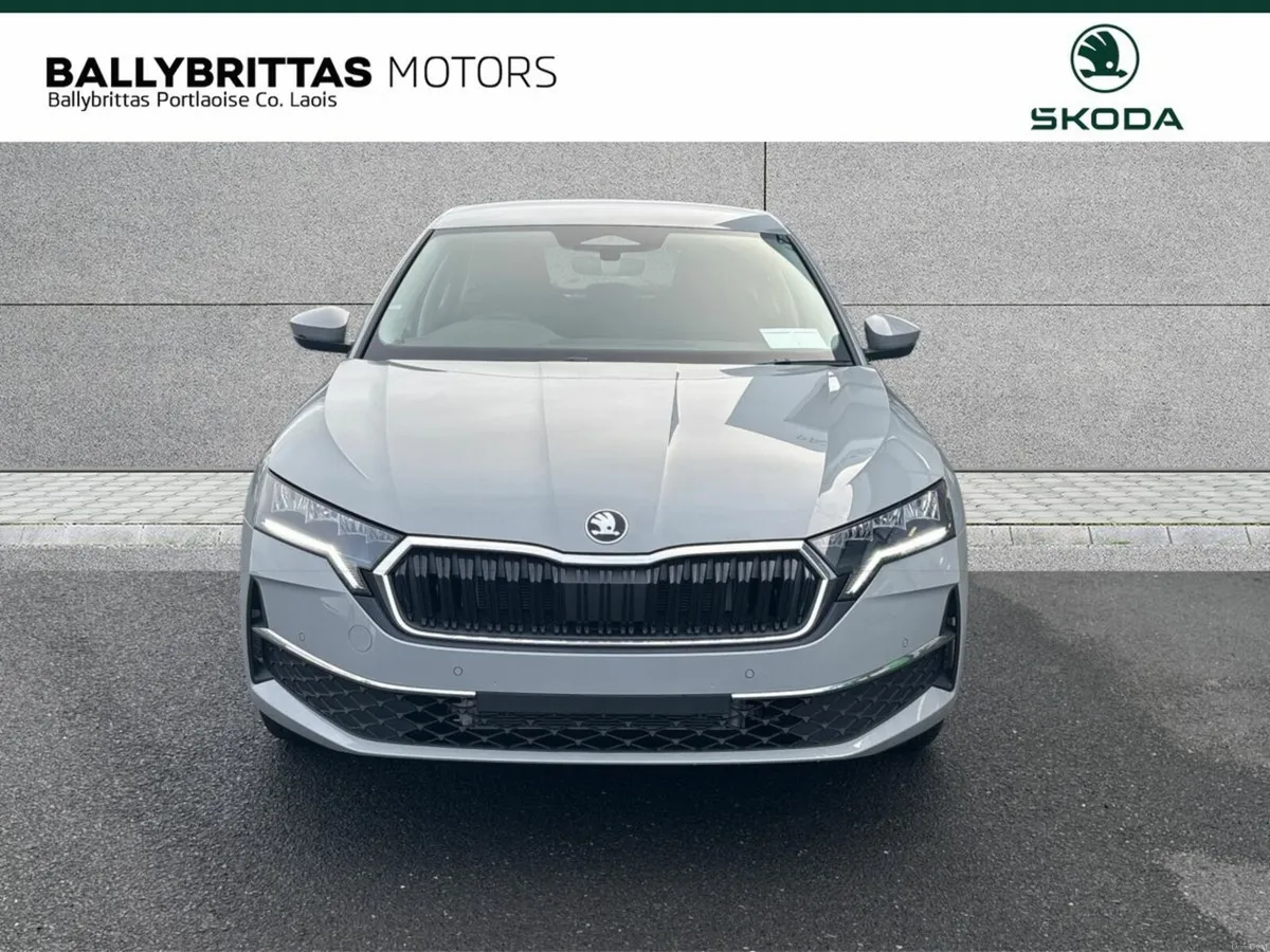 Skoda Octavia Selection 1.5TSI 115HP - Image 3