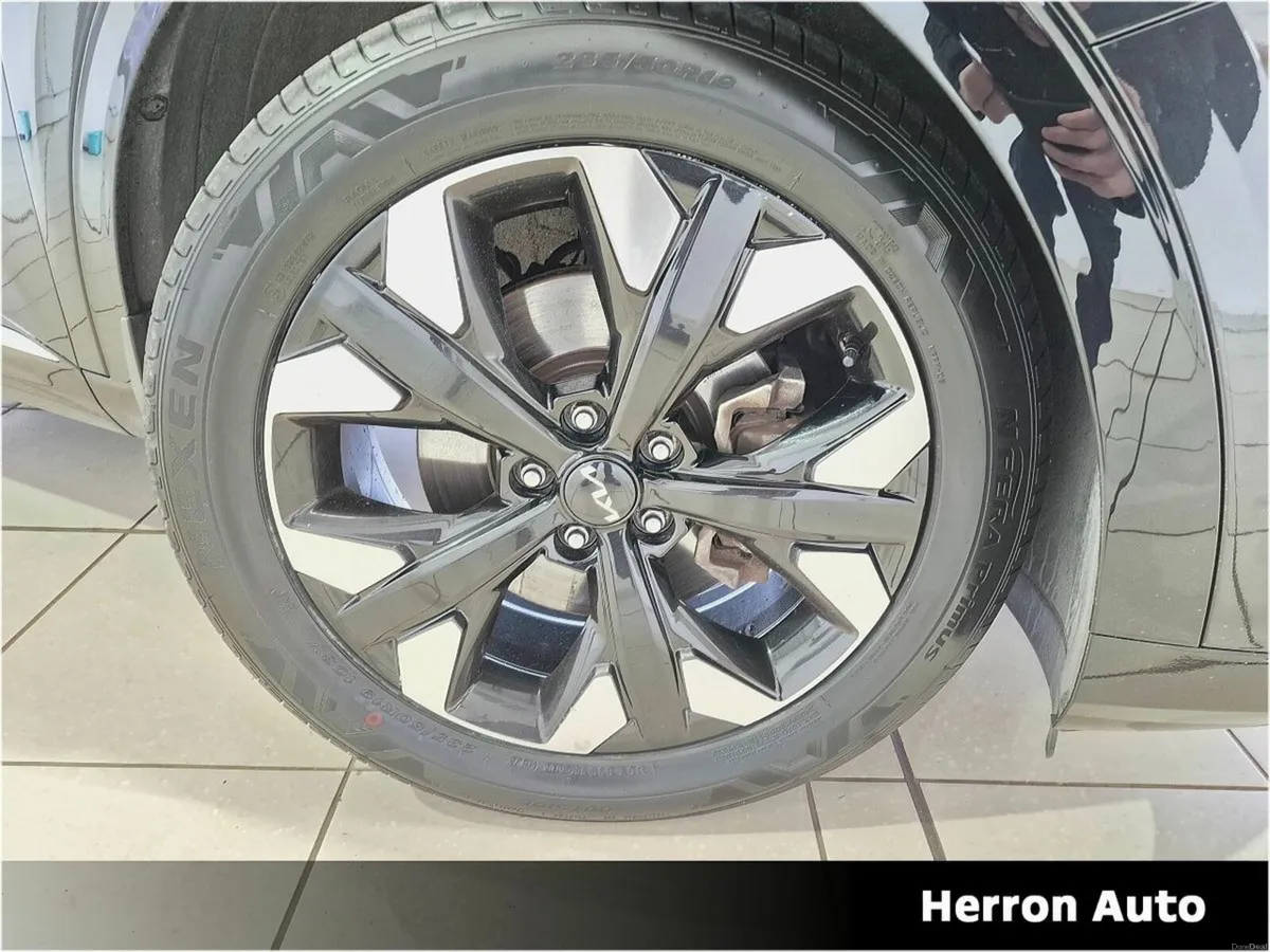 Kia Sportage K4 1.6T PHEV 265PS 4X4 AUTO - Image 4