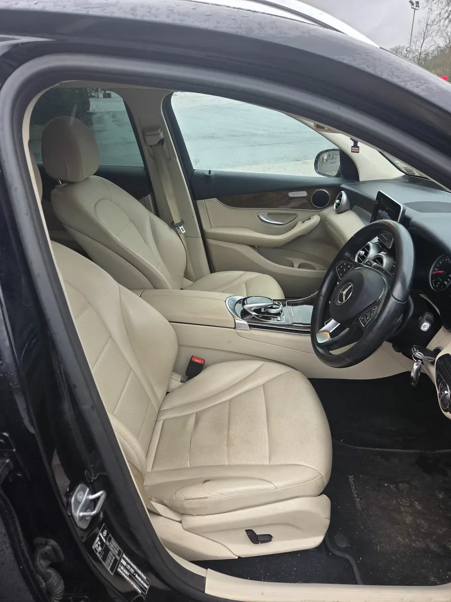 Mercedes-Benz GLC 2018 - Image 4