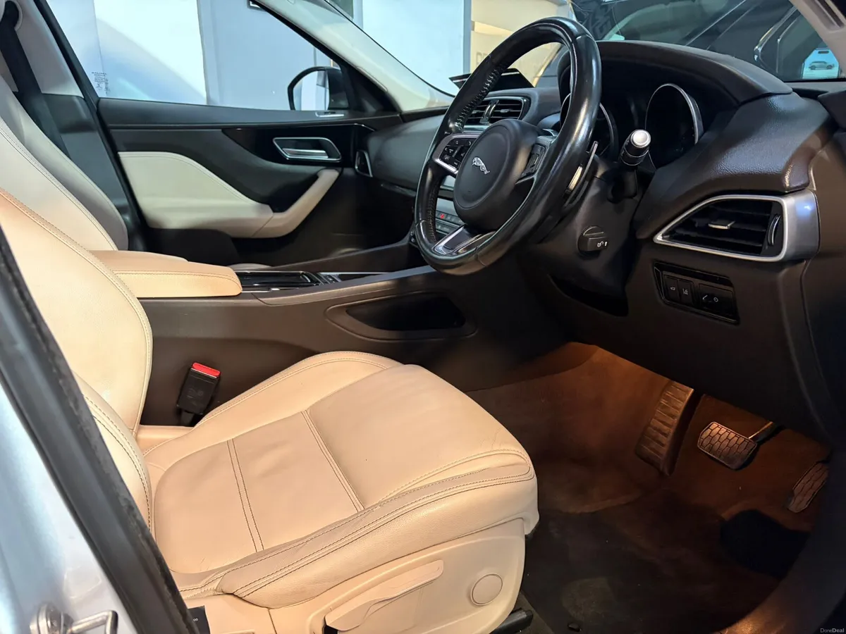 Jaguar F-Pace 2018 PRESTIGE 4WD  AUTOMATIC - Image 4