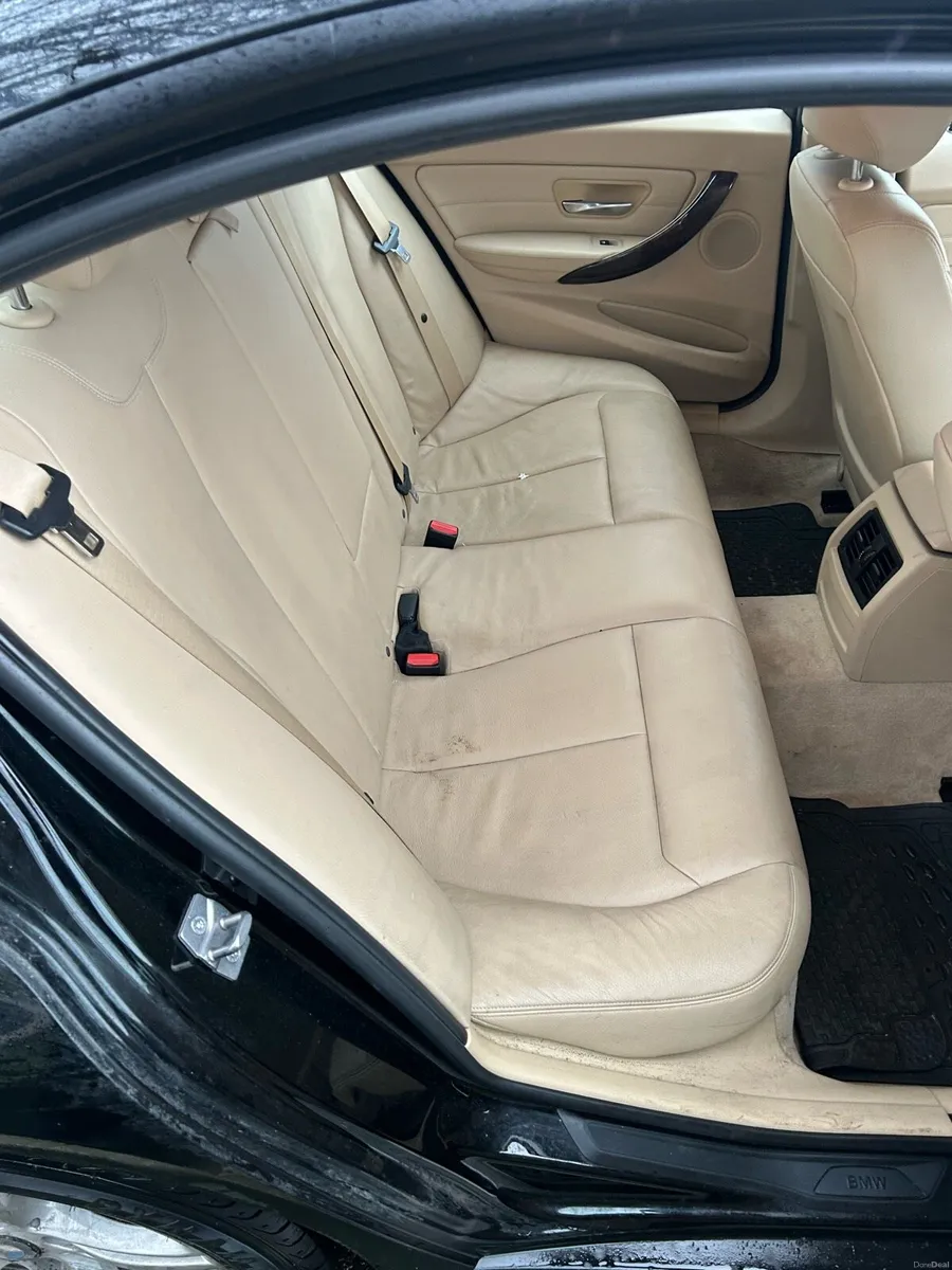 BMW 316d SE - Image 1