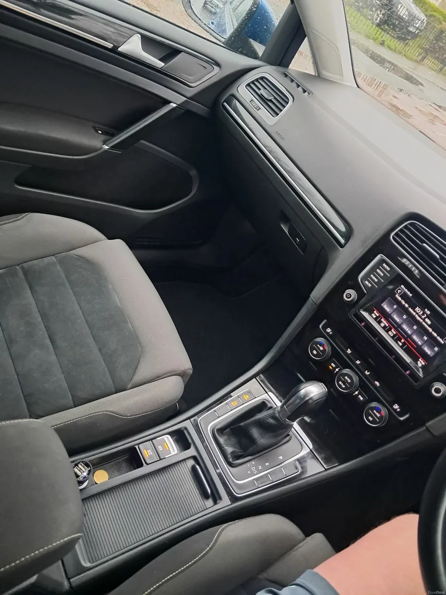 Volkswagen Golf 2013 - Image 3