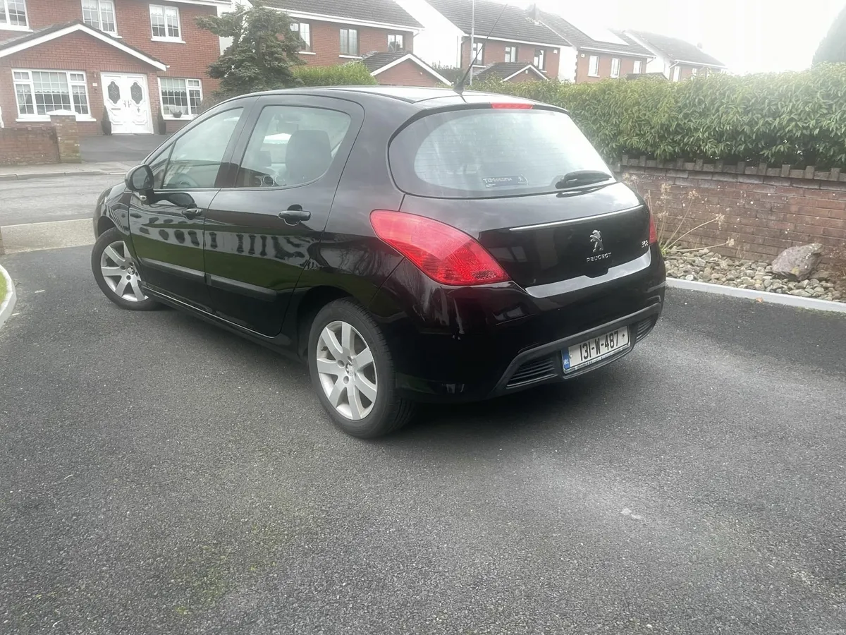 Peugeot 308 1.6 HDI Access Plus (2013) - Image 4