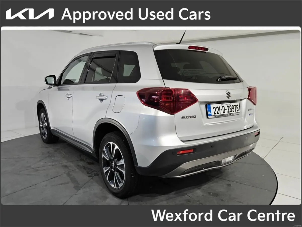 Suzuki Vitara 1.4 Hybrid SZ4 MT - Image 4