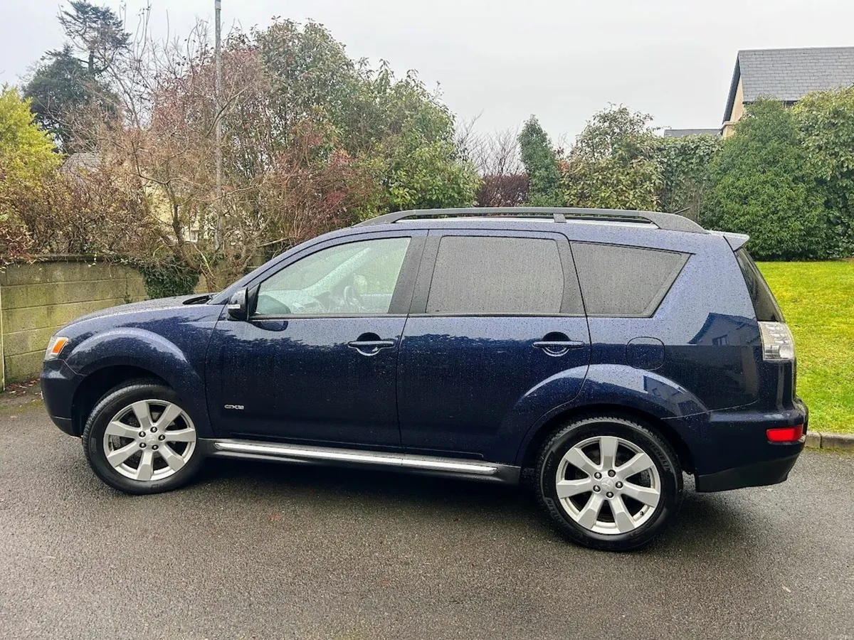 Mitsubishi Outlander 2012 - Image 2