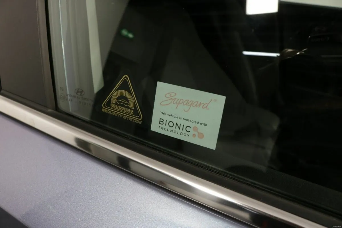 Hyundai i20 AUTOMATIC DELUXE PLUS 1.0L PETROL HATC - Image 3