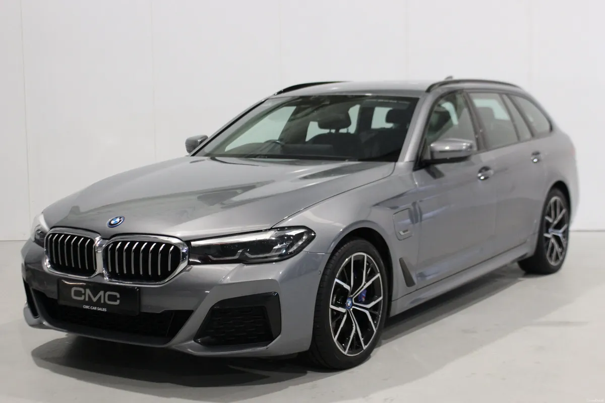 BMW 5-Series 2022 530E MSPORT ESTATE - Image 3