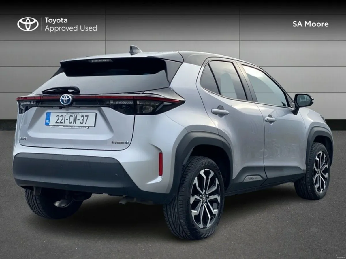 Toyota Yaris Cross LUNA SPORT - Image 2