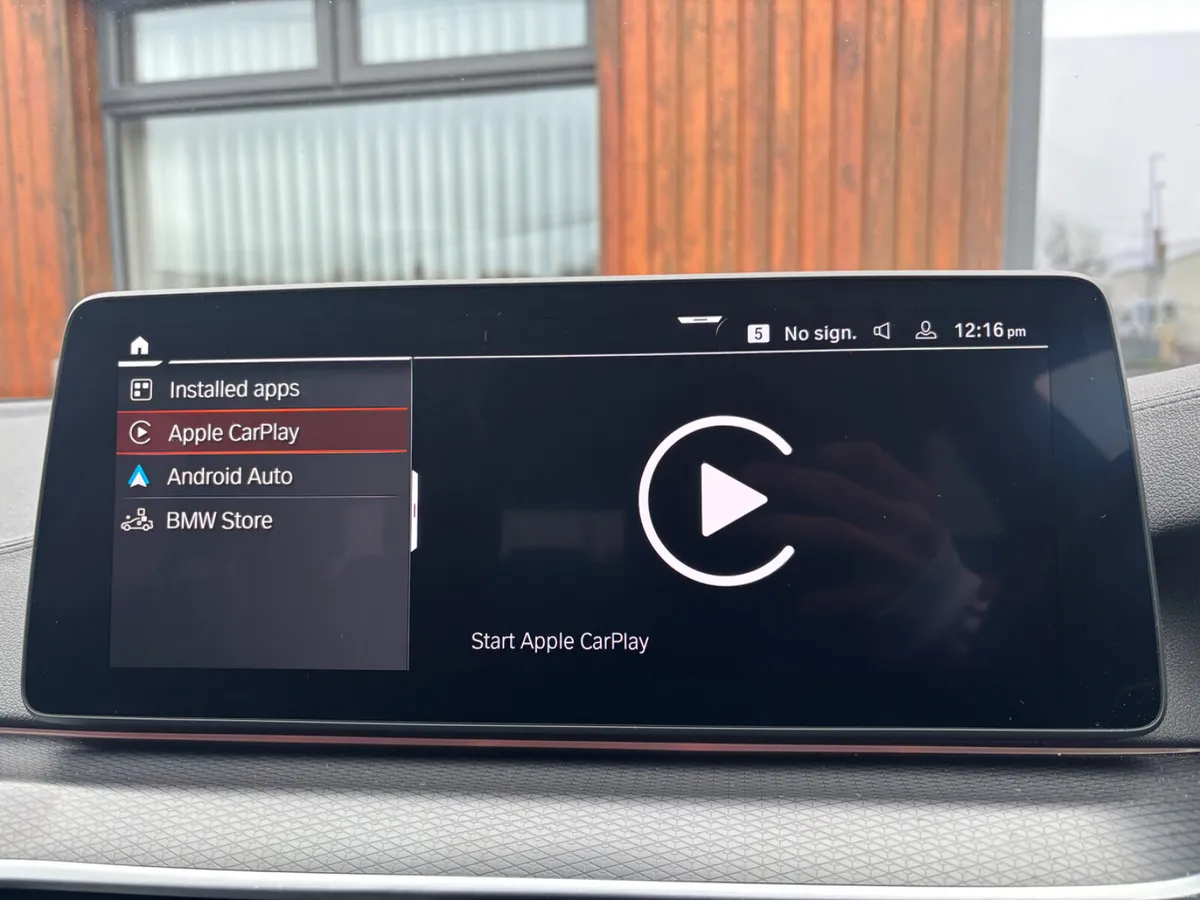 BMW 5-Series 2022 - Image 4