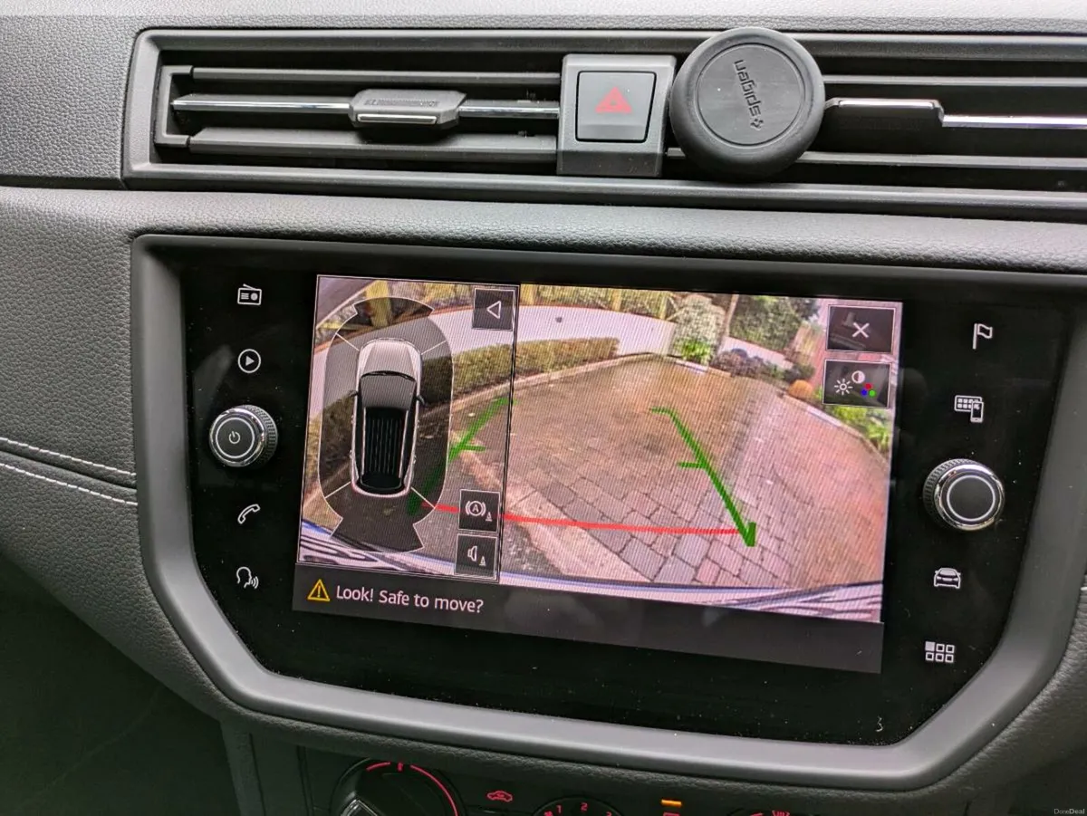 SEAT Arona - Automatic Rear Camera Low Mileage - Image 2