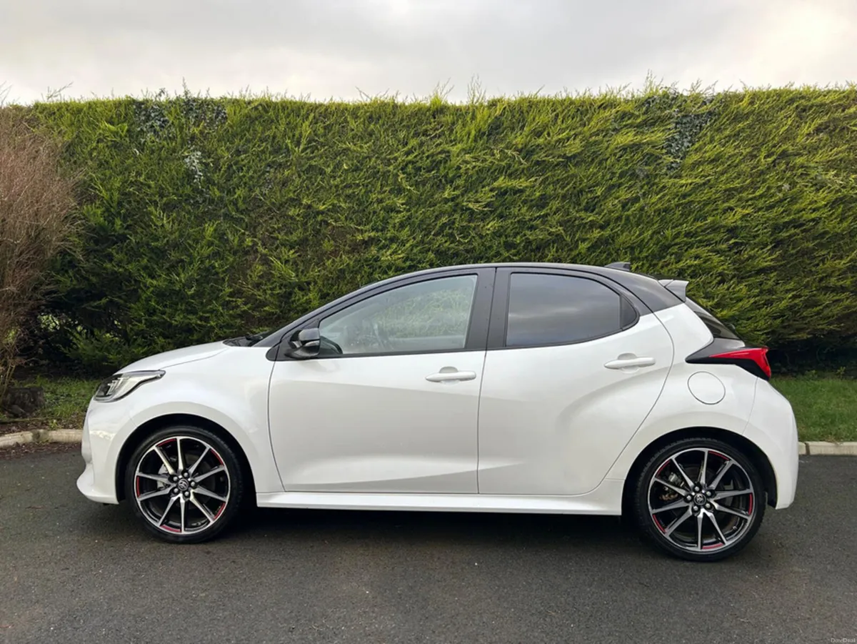 Toyota Vitz GR S SPORT 4DR AUTO - Image 4