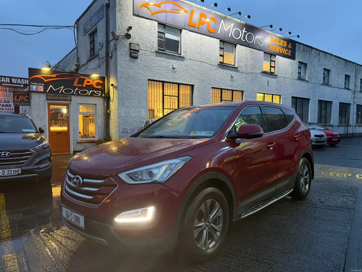 Hyundai Santa Fe 2016 Low Mileage - Image 1