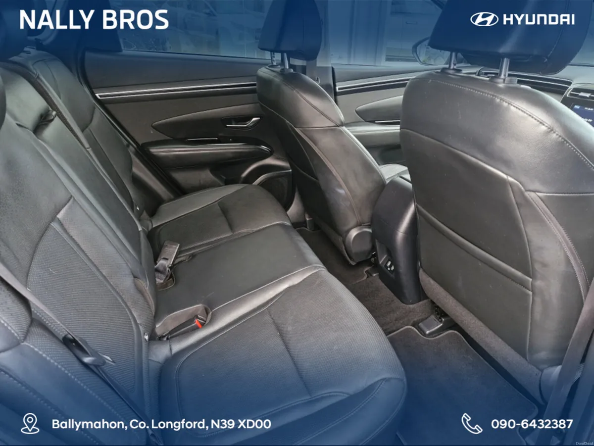 Hyundai Tucson IX35 EXECUTIVE 4WD 5DR AUTO - Image 6