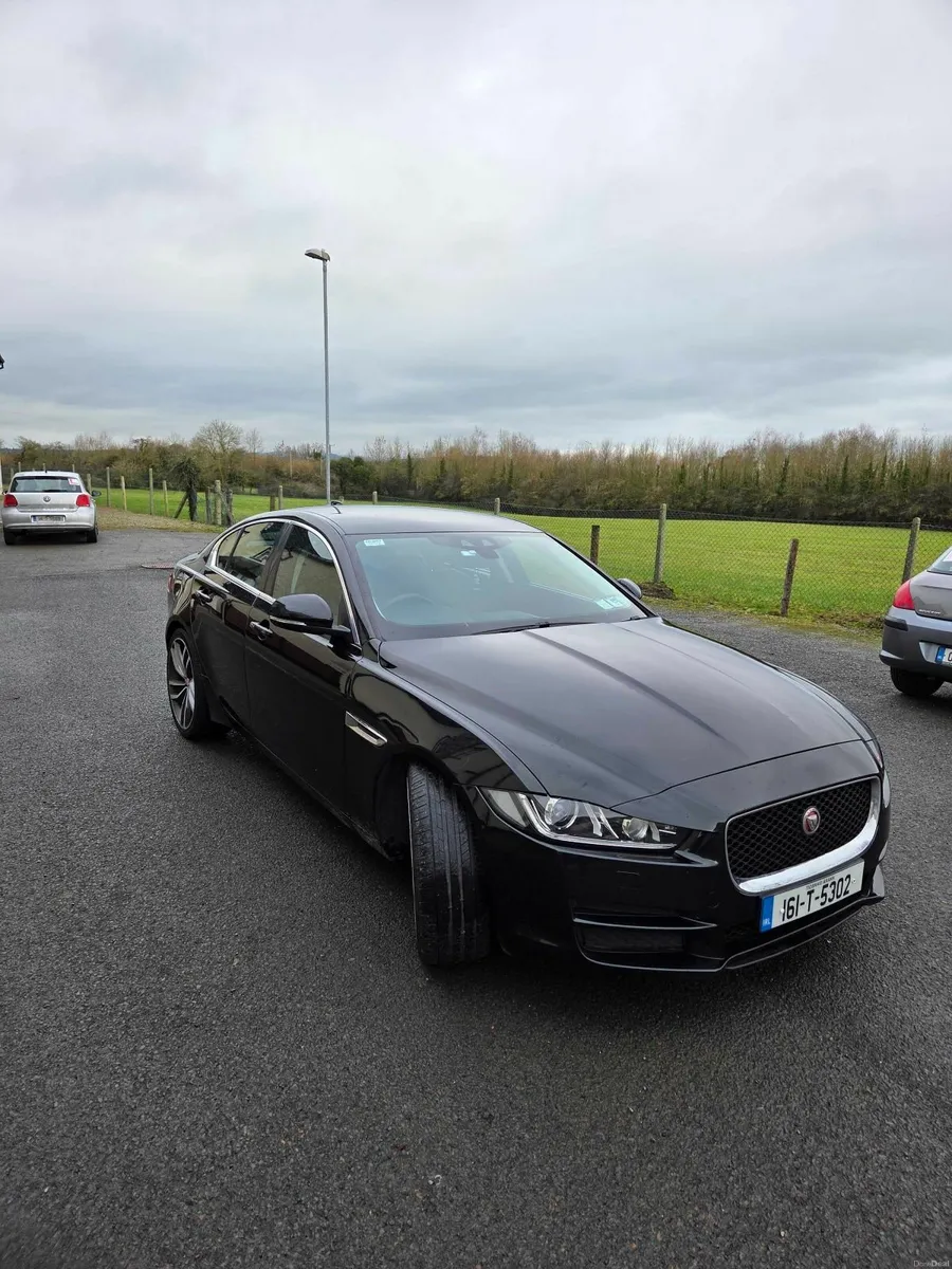 Jaguar XE 2016 - Image 3