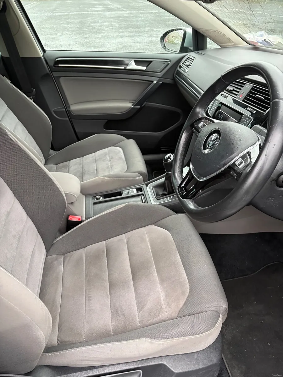 Volkswagen Golf 2014 - Image 3