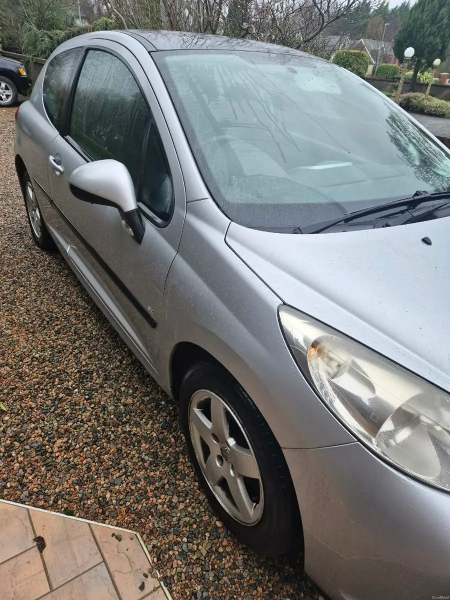 Peogeot 207 - Image 3