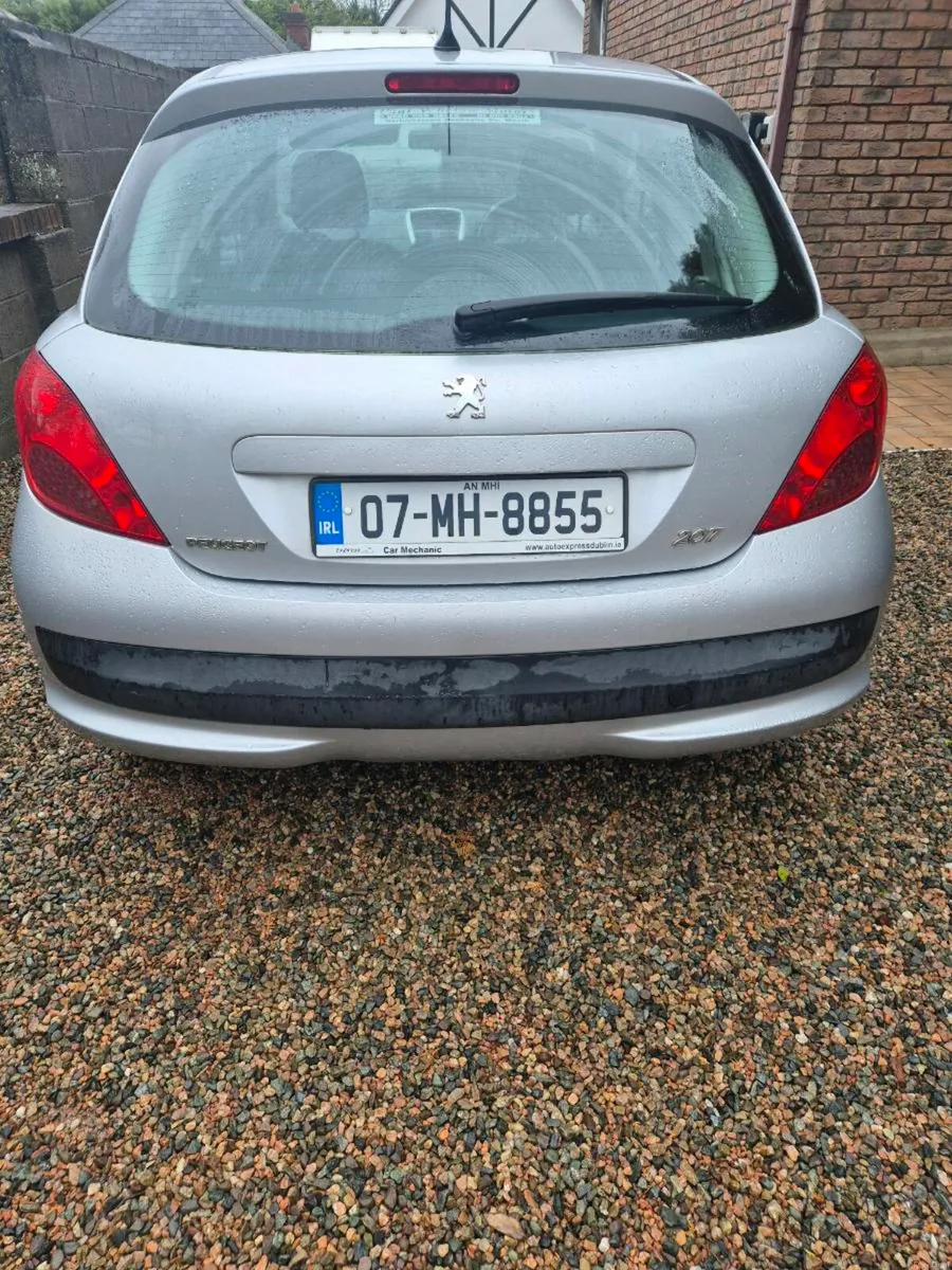 Peogeot 207 - Image 4