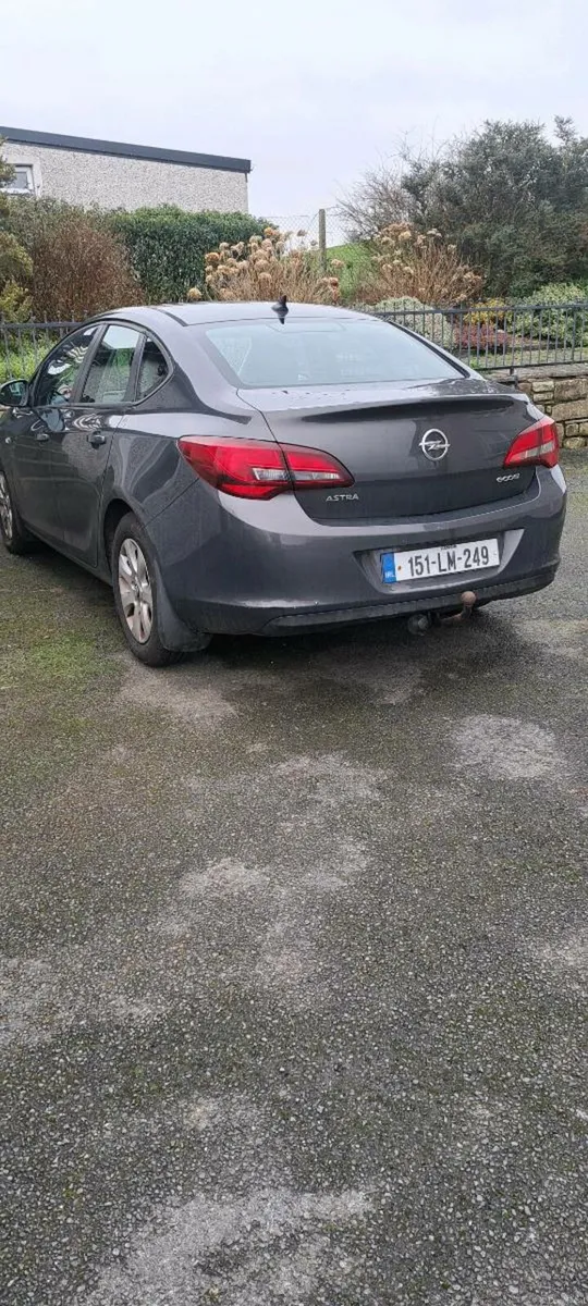 Opel Astra - Image 1