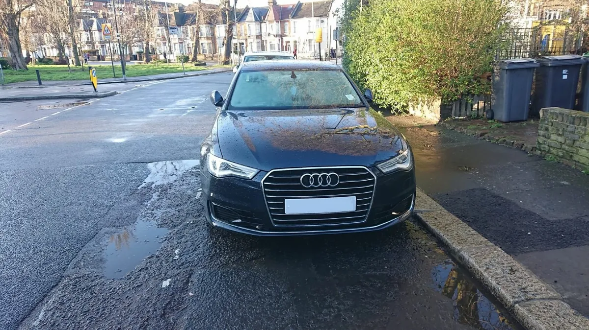 Audi A6 2015 - Image 2