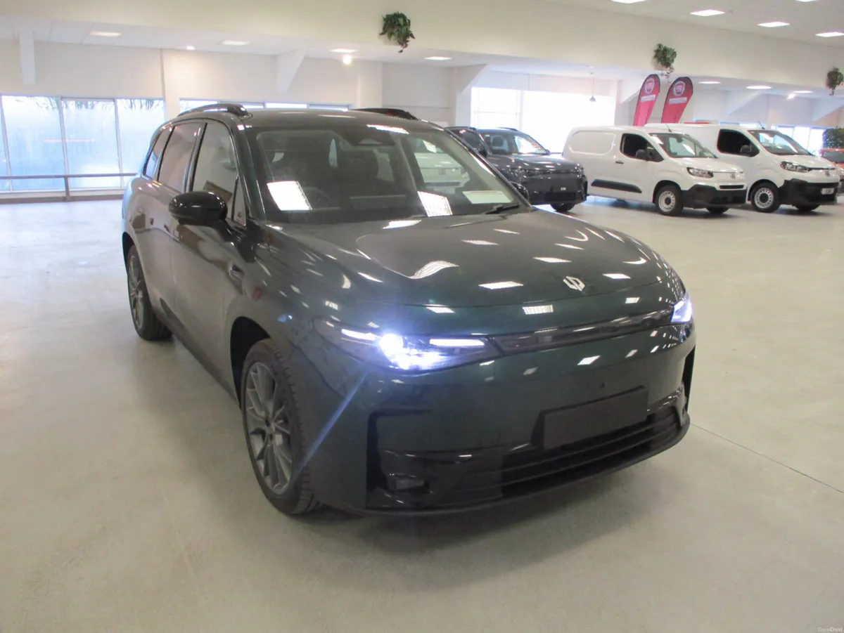 LEAPMOTOR C-10 R.E.E.V 2026 - Image 2