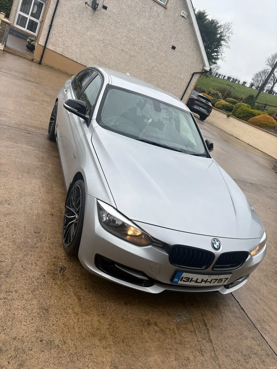 BMW 320D SE Silver - Image 2