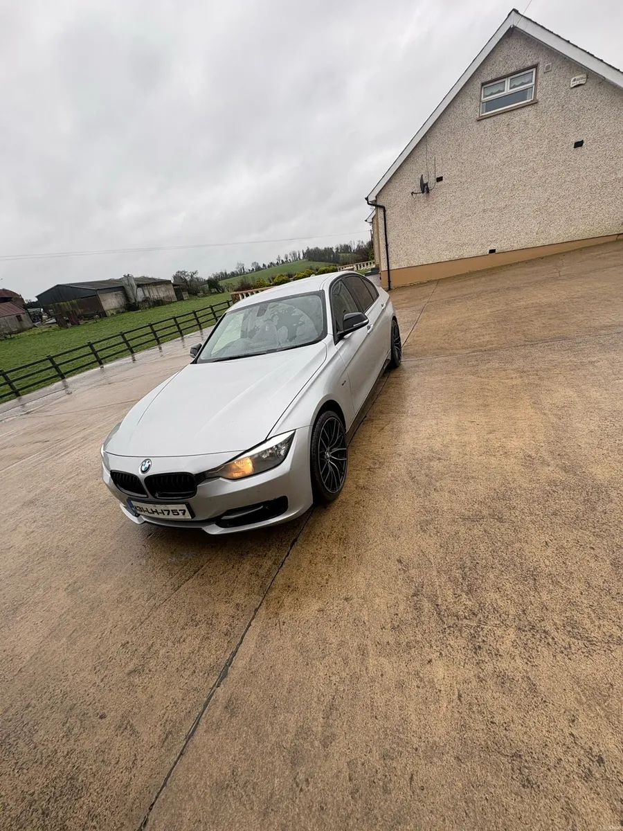 BMW 320D SE Silver - Image 4