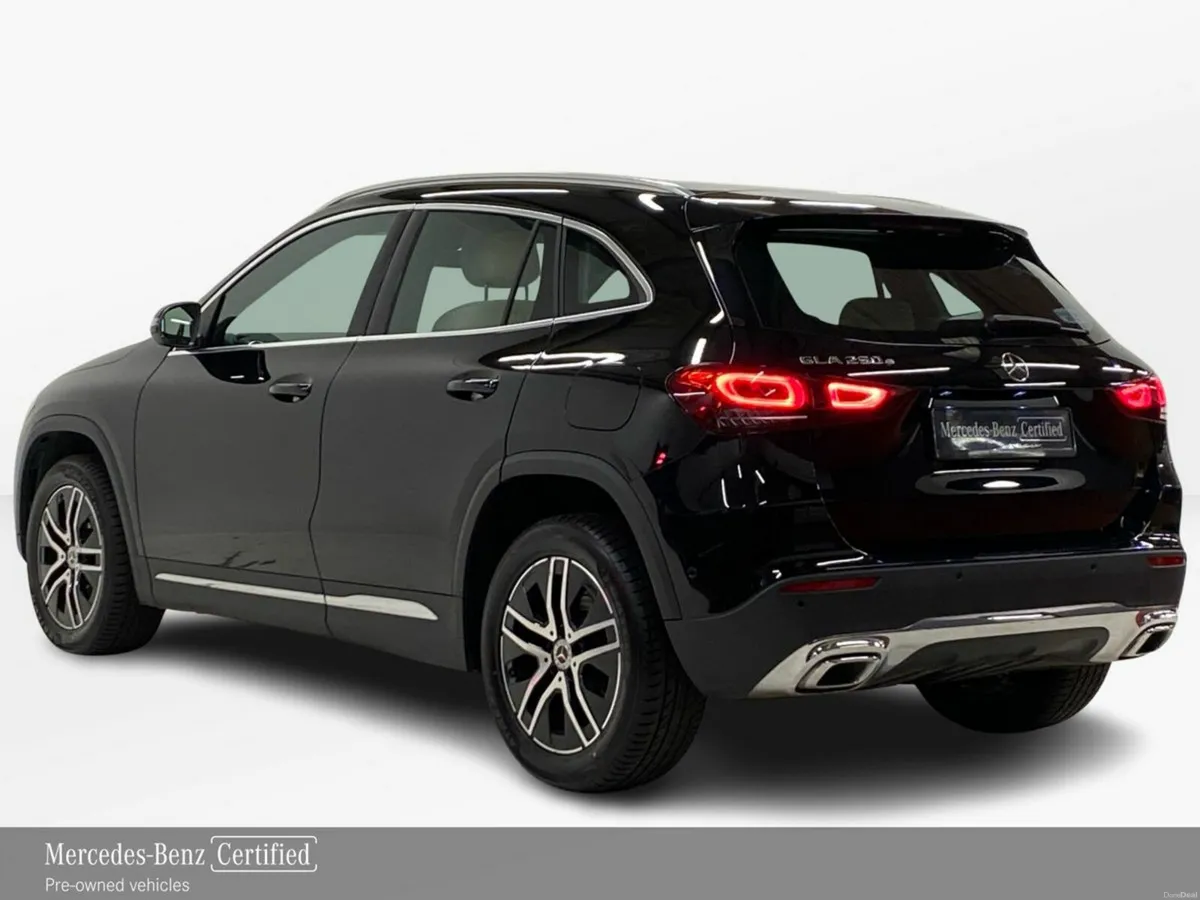Mercedes-Benz GLA GLA 250 e Progressive |Reversing - Image 4