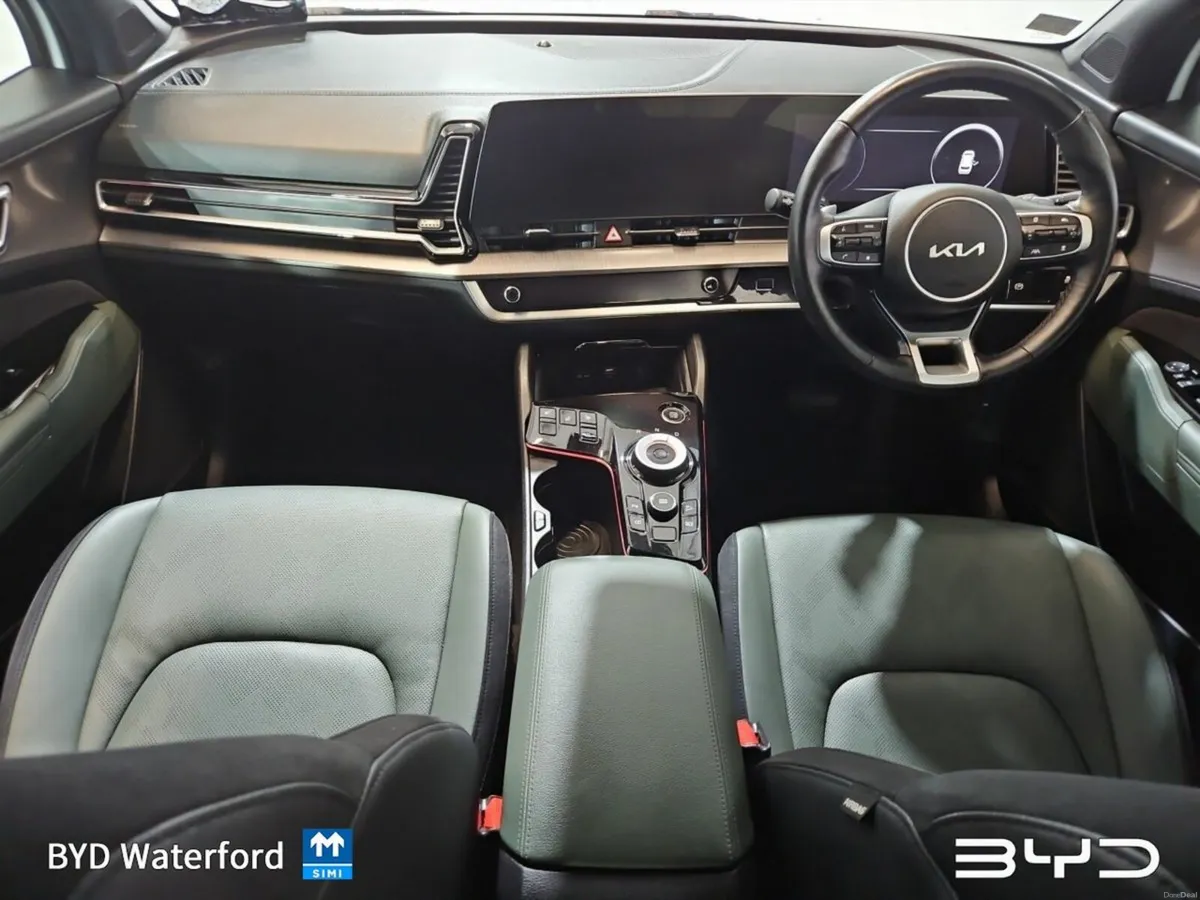 Kia Sportage Anniversary Edition Hybrid - Image 3