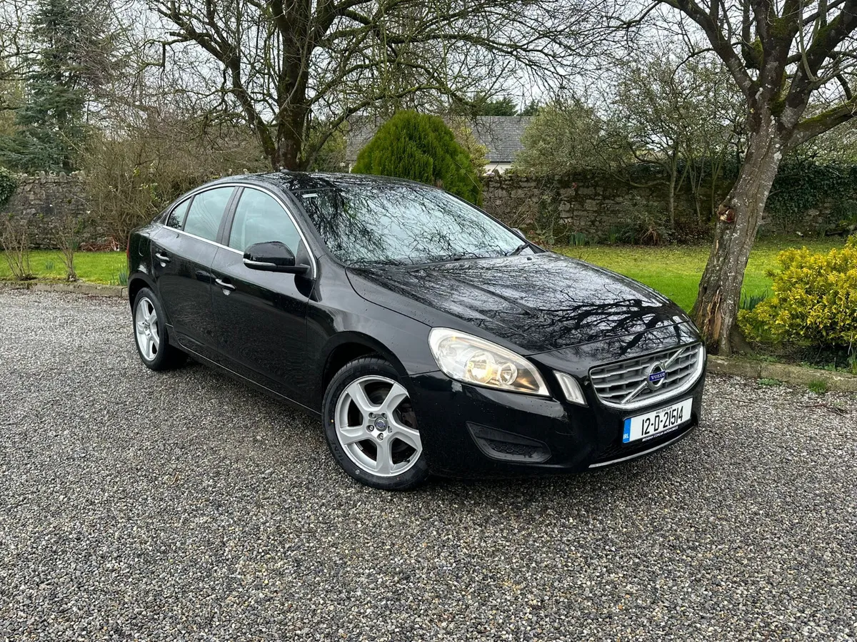 Volvo S60 - Image 1