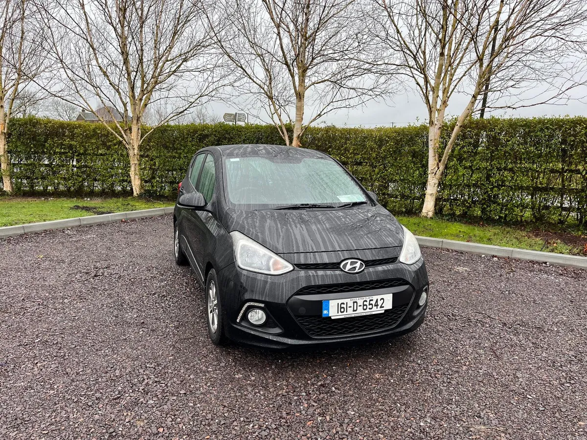 Hyundai i10 Deluxe Model 1 L Low KMS New NCT - Image 3