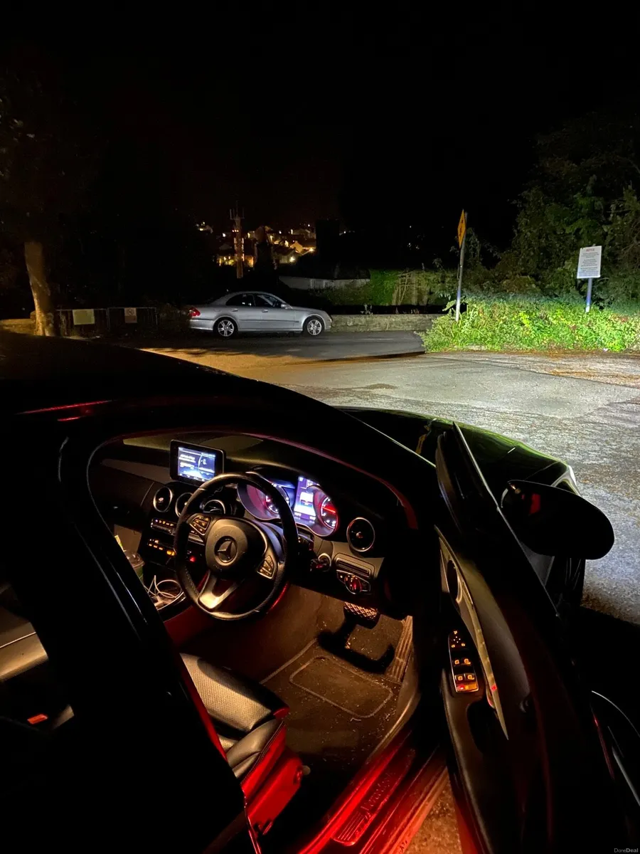 Mercedes Benz C class 2016 Automatic - Image 3