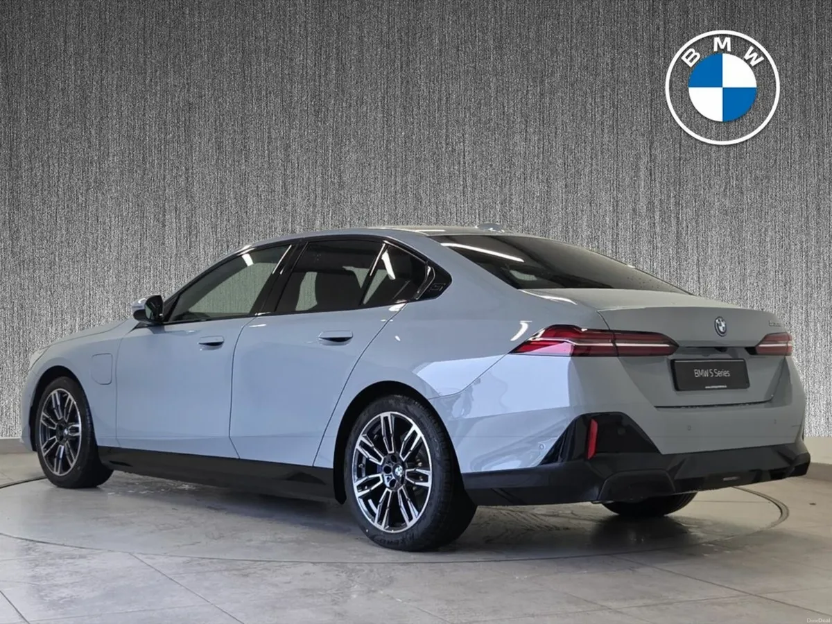 BMW 5-Series 1.998 - Image 2