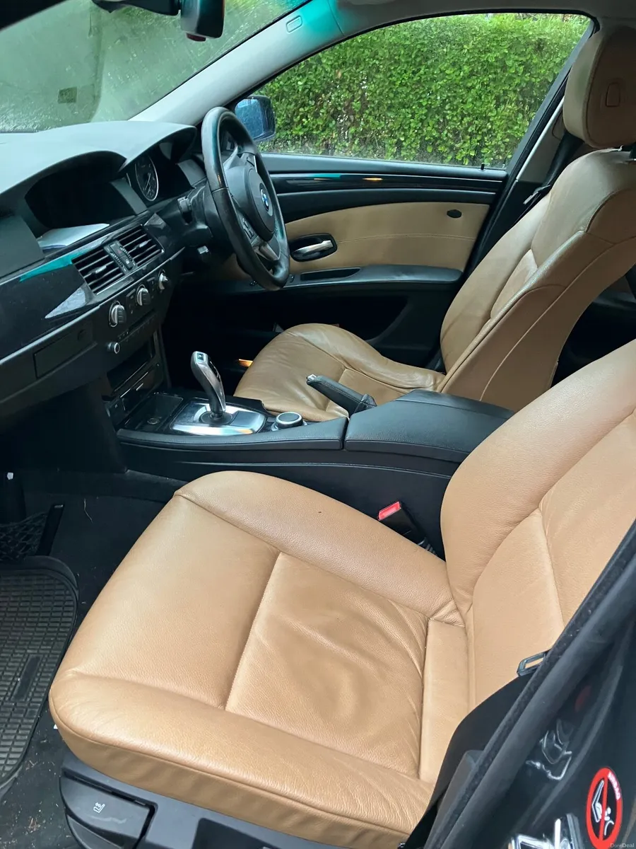 BMW 5-Series 2008 - Image 3