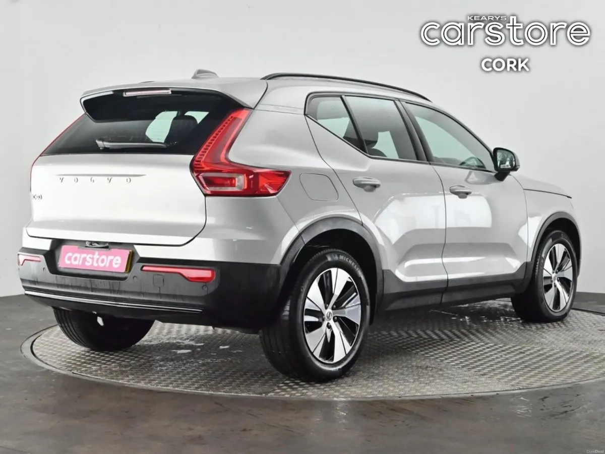 Volvo XC40 Xc40 + T4 Recharge Auto  Plus  Recharge - Image 5