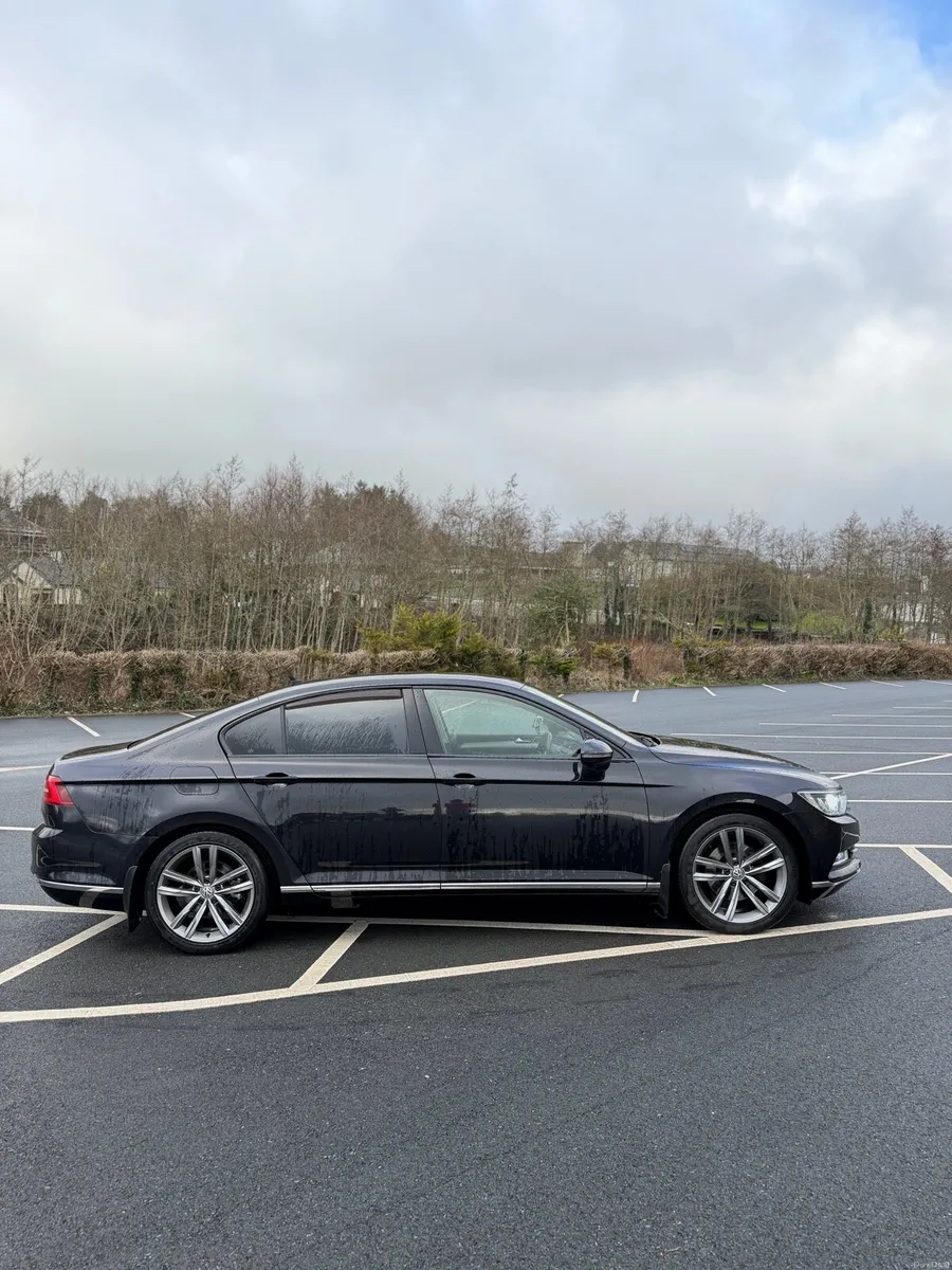 Volkswagen Passat GT Highline DSG 190BHP - Image 4