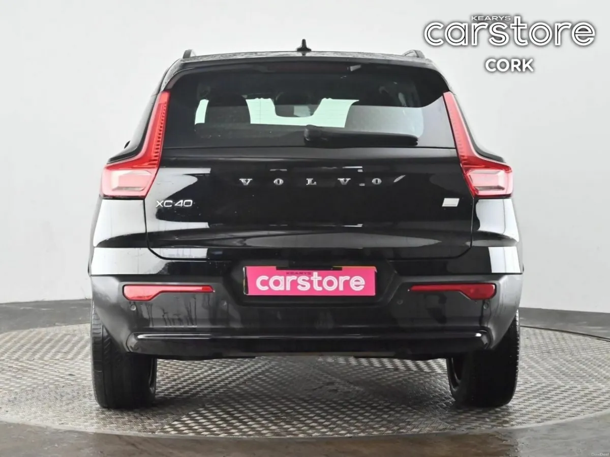 Volvo XC40 Xc40 + T4 Recharge Auto  Plus  Recharge - Image 4
