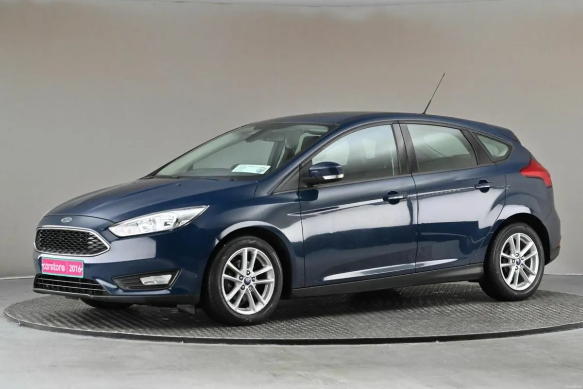 Ford Focus 1.5 TDCi 95BHP STYLE 6SPD - Image 4