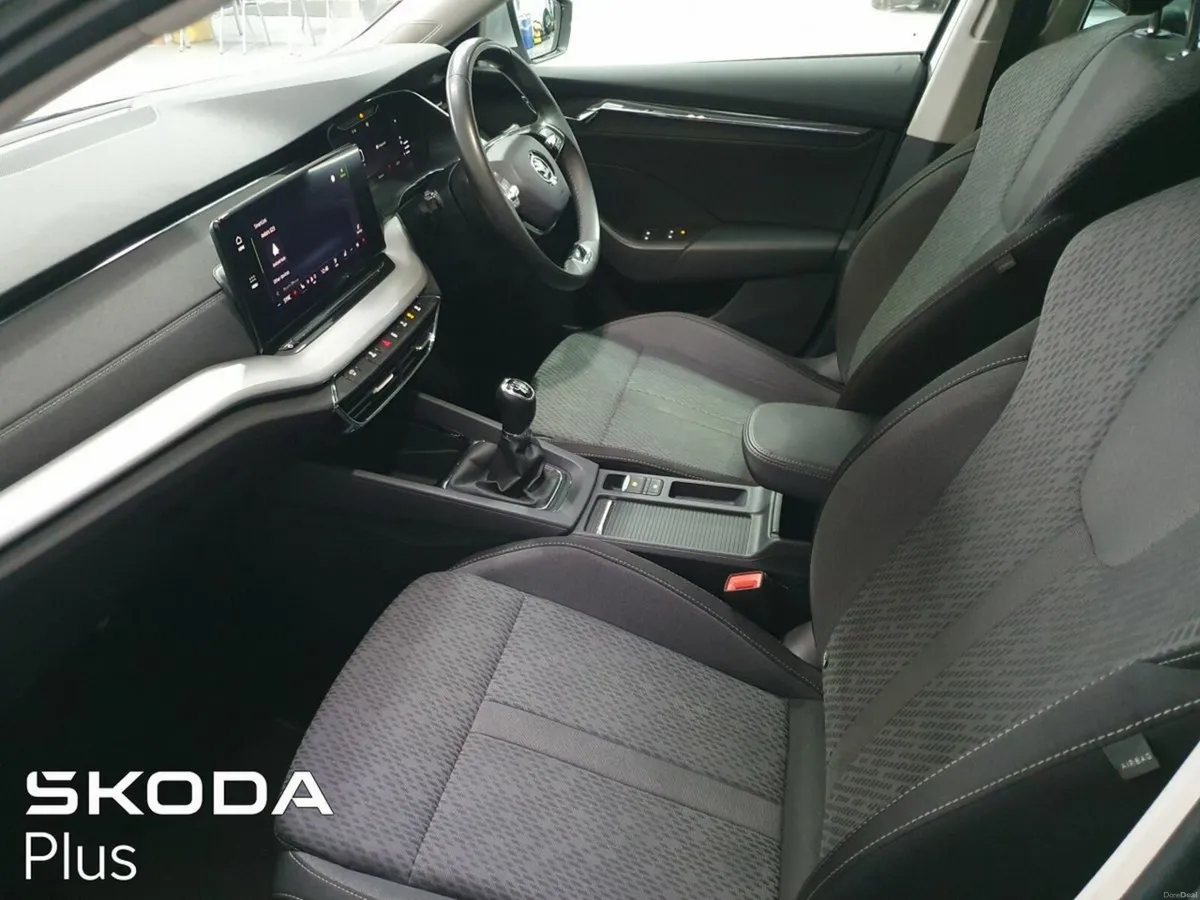 Skoda Octavia Style 2.0TDi - 2 Year Warranty, Low - Image 4