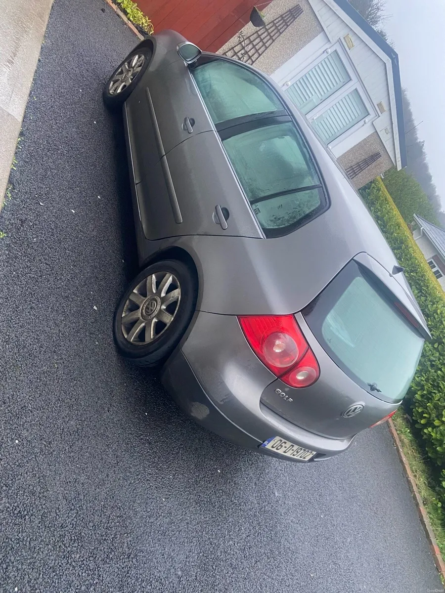 Volkswagen Golf 1.4 petrol 2006 - Image 4