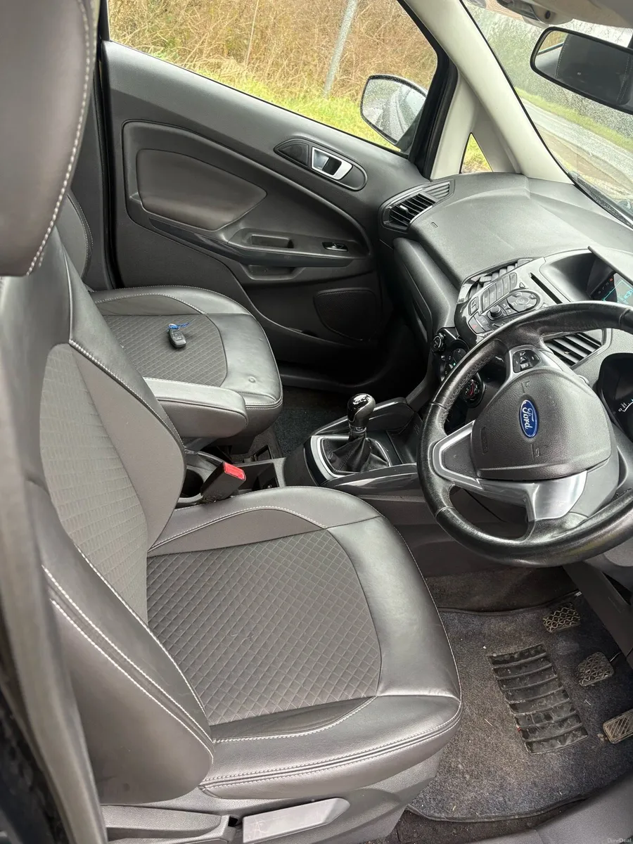 Ford Eco Sport - Image 6