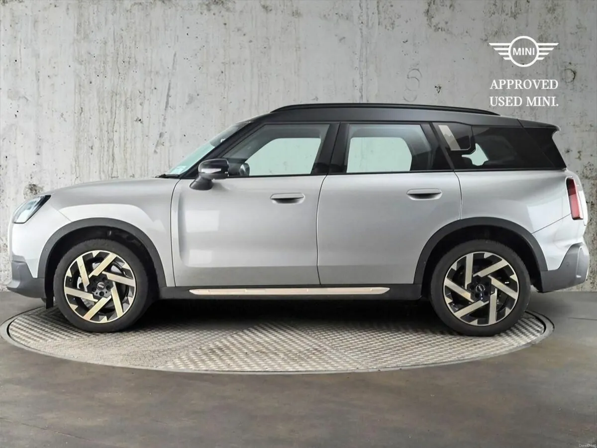 Mini Countryman C - Image 3