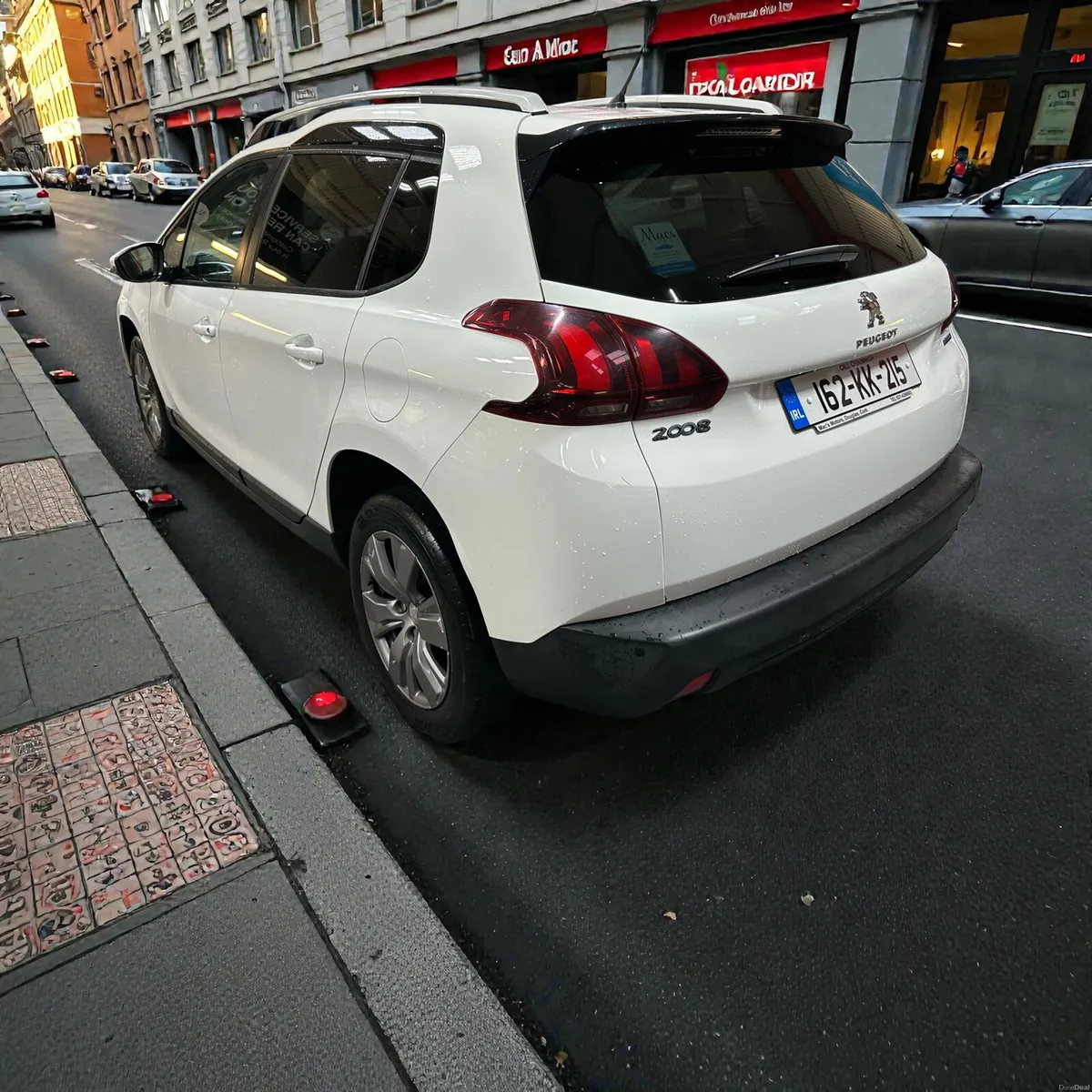 Peugeot 2008 1.2 Puretech 82bhp Active - Image 6