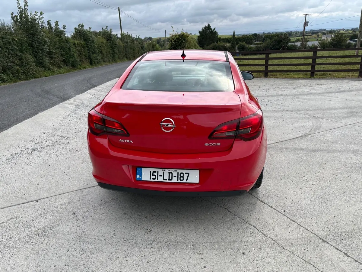 Opel Astra 1.6CDTI HIGH SPEC *CHEAP*MINT* - Image 3