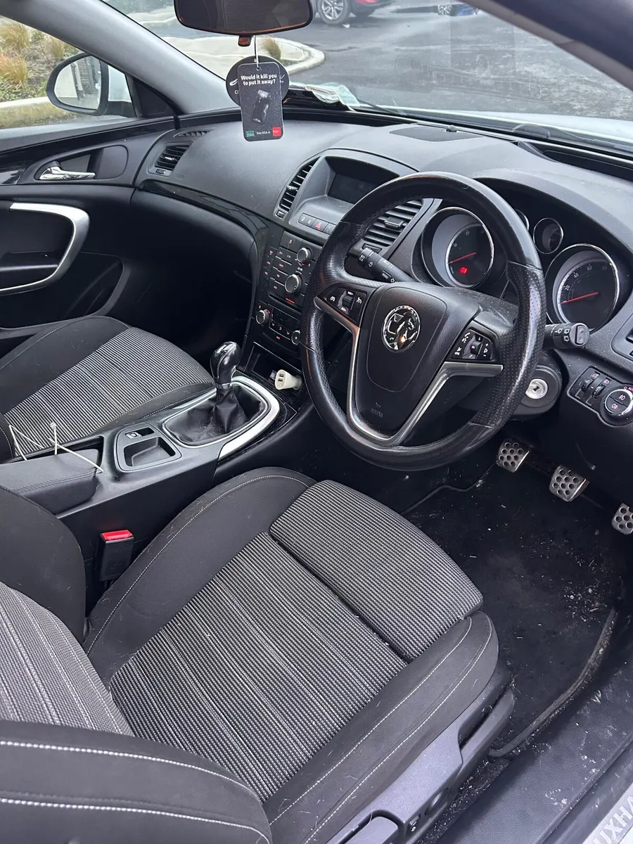 Vauxhall Insignia 2012 - Image 2